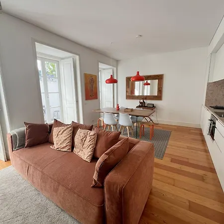 Sol Ao Castelo - Downtown W Pool, Terrace, Parking * Lisbon