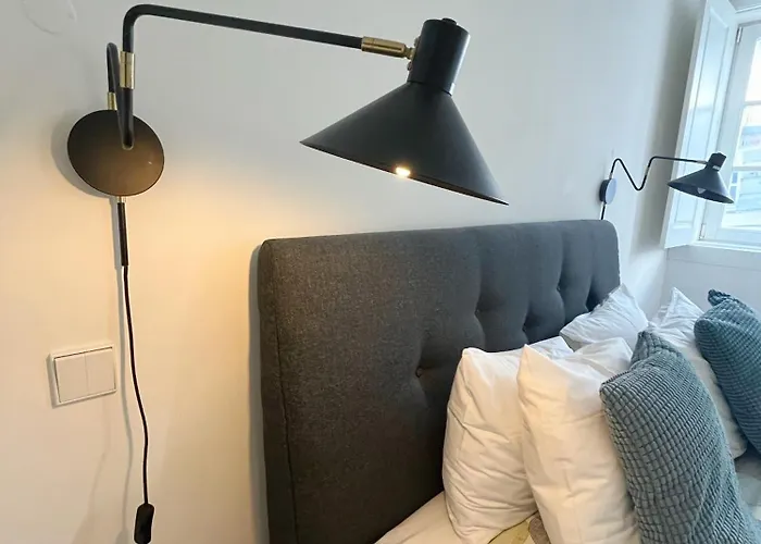 Apartment Sol Ao Castelo - Downtown W Pool, Terrace, Parking Lisbon