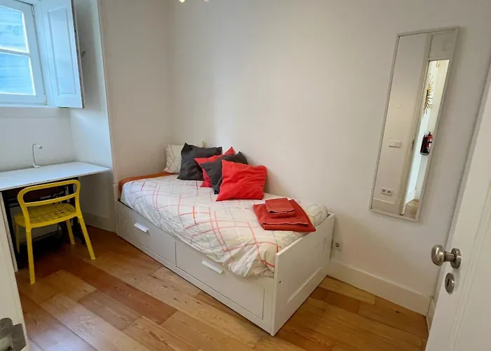 Sol Ao Castelo - Downtown W Pool, Terrace, Parking Apartment *