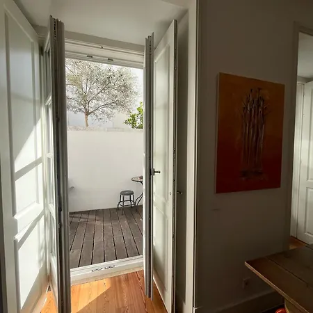 Sol Ao Castelo - Downtown W Pool, Terrace, Parking * Lisboa